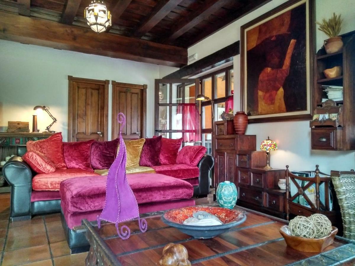 Casa Sel De Breno Pensionat Udias Exteriör bild